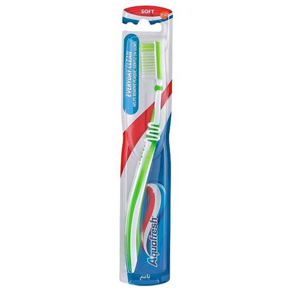 Aquafresh Everyday Clean Soft Toothbrush